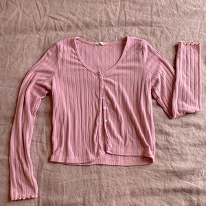 Long sleeved pink spring cardigan. Size L. Short bodice.